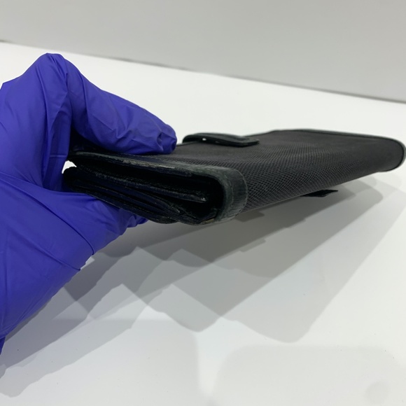 Gucci Black G Metallic Logo Long Wallet Sku#85429 (Gently used, snap loose) - Picture 5 of 15